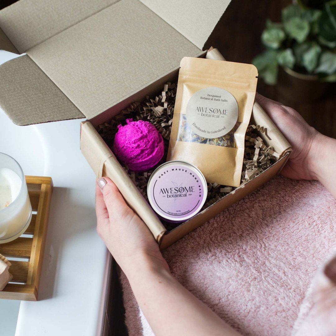 Introducing the Awesome Botanical Mini Relaxing Pamper gift set